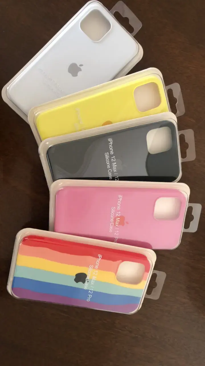 Fundas de silicona para iPhone 12 Max en varios colores - 1