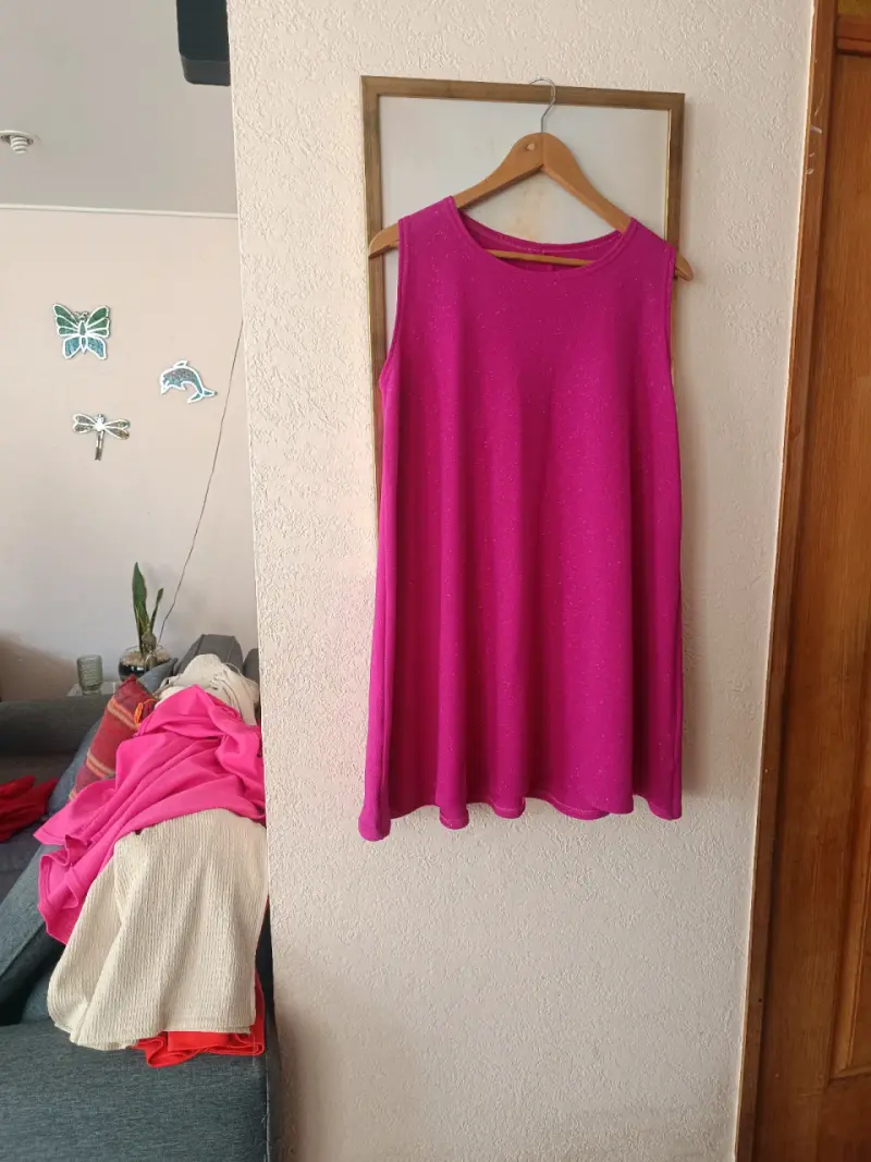 Vestido sin mangas fucsia para mujer