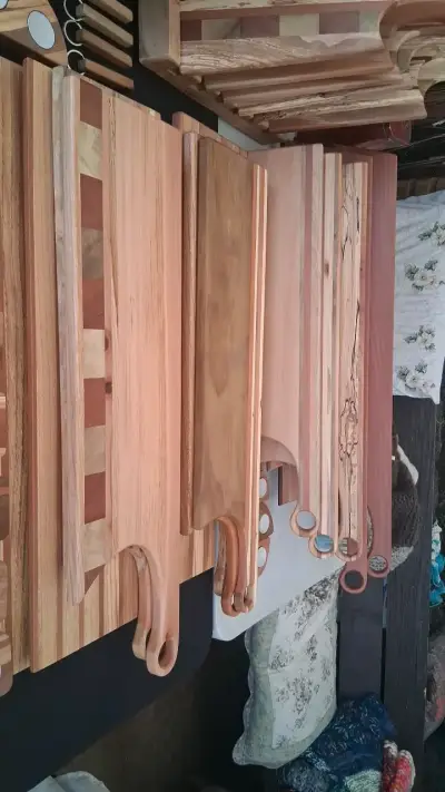 Tablas de cortar de madera artesanal - miniatura 1