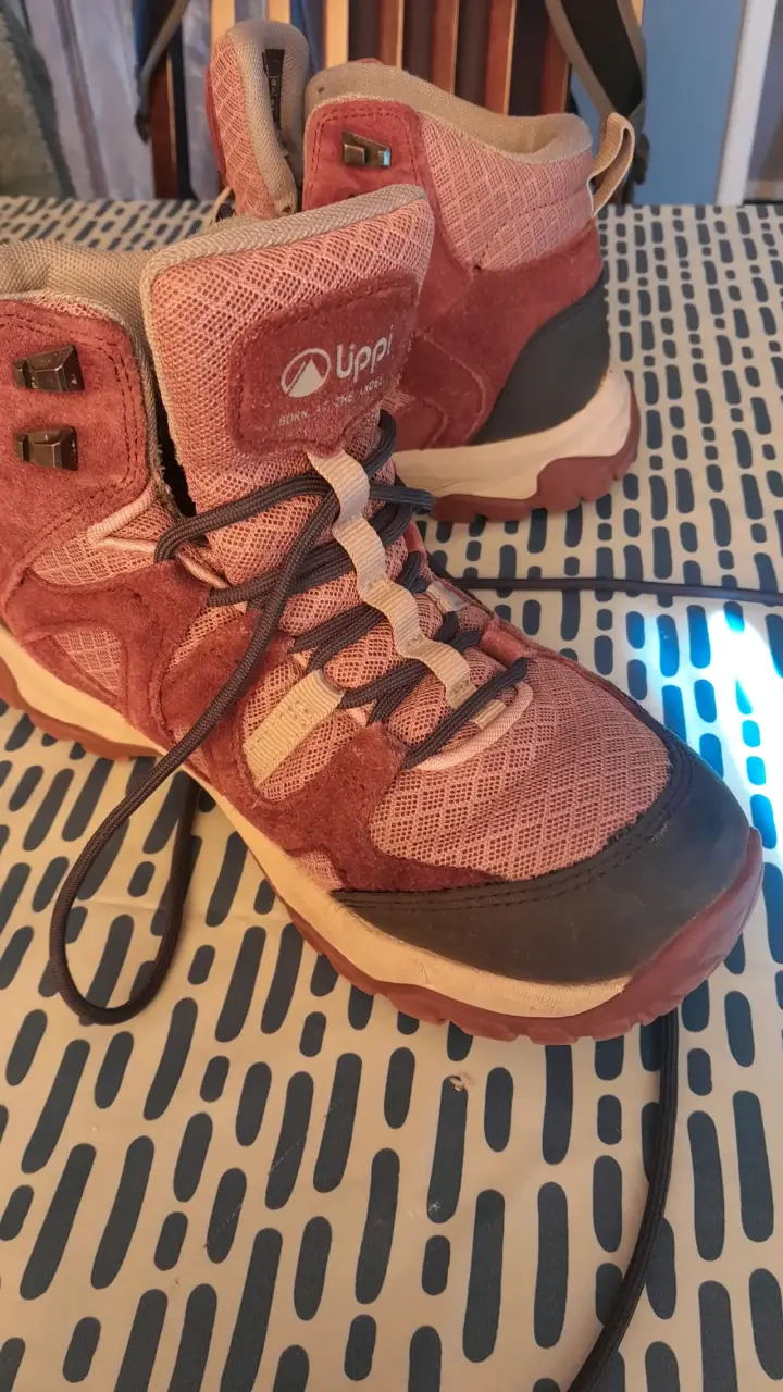 Botas de trekking Uppi Forcegrip rojas para mujer - 2