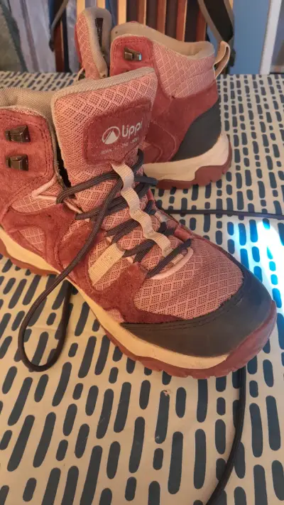 Botas de trekking Uppi Forcegrip rojas para mujer - miniatura 2