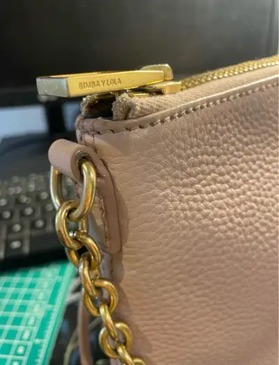 Cartera de cuero rosa Bimba y Lola - miniatura 5