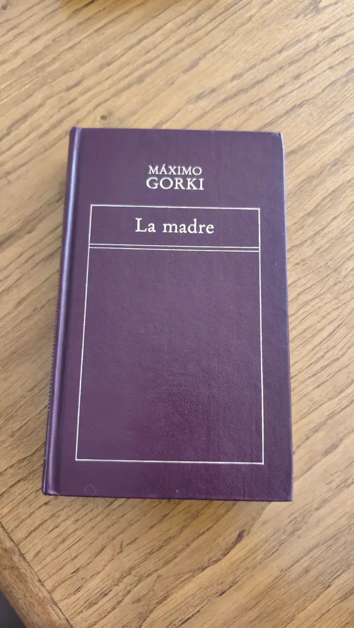 Libro 'La Madre' de Máximo Gorki en tapa dura - 1