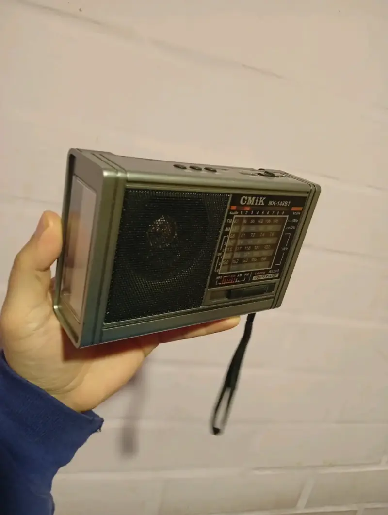 Radio portátil CMIK MK-148BT con USB y Bluetooth - 1