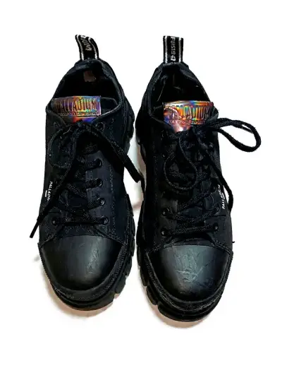 Zapatillas negras Palladium resistentes - miniatura 2