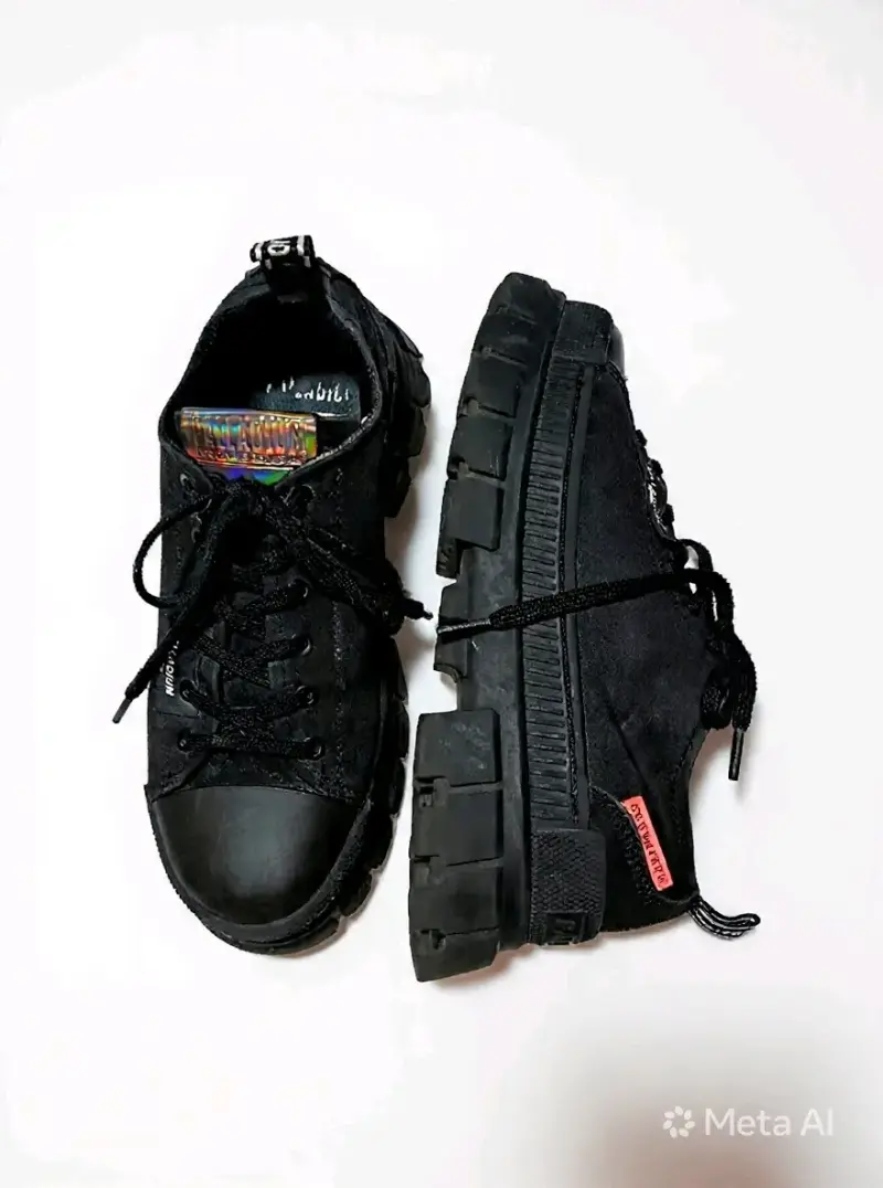 Zapatillas negras Palladium resistentes - 3