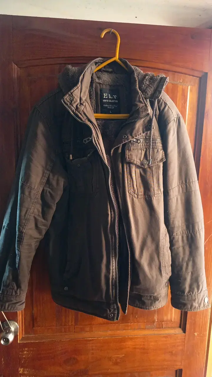 Chaqueta de invierno para hombre con capucha - 1