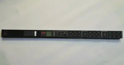 Unidad distribución de energía APC PDU AP8858 - miniatura 2