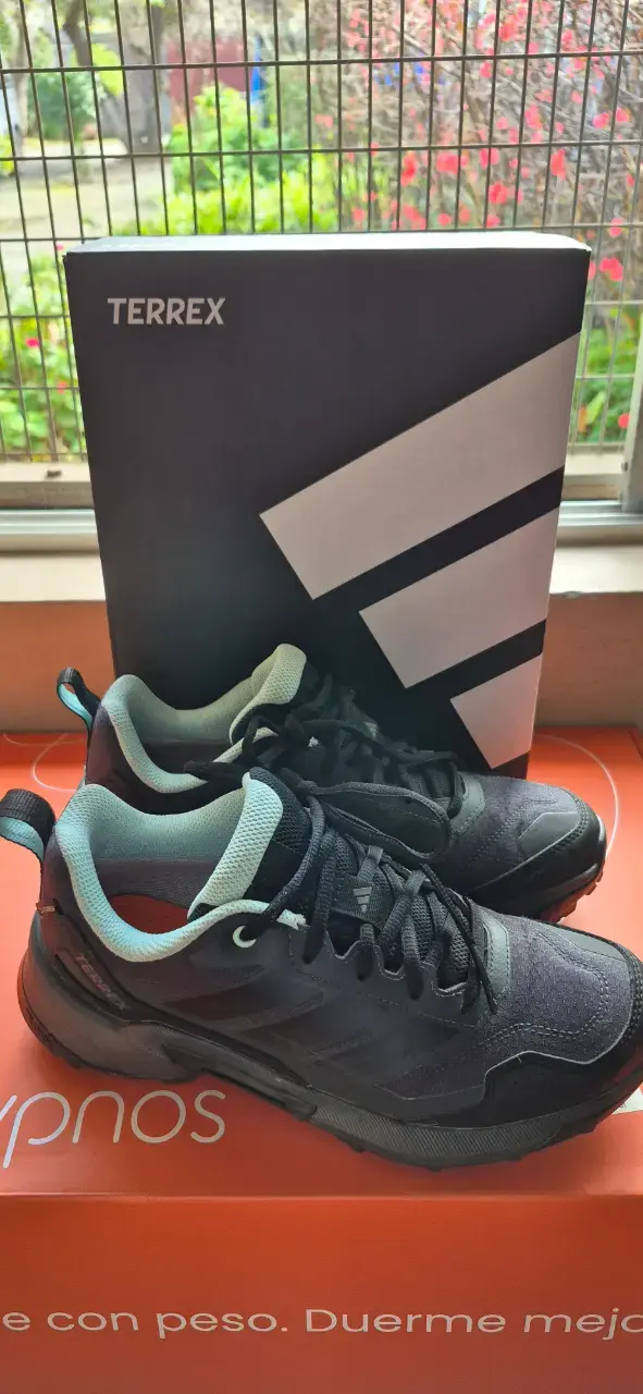 Zapatillas de trekking Adidas Terrex negras - 1