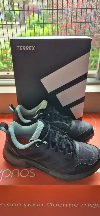 Zapatillas de trekking Adidas Terrex negras - miniatura 1