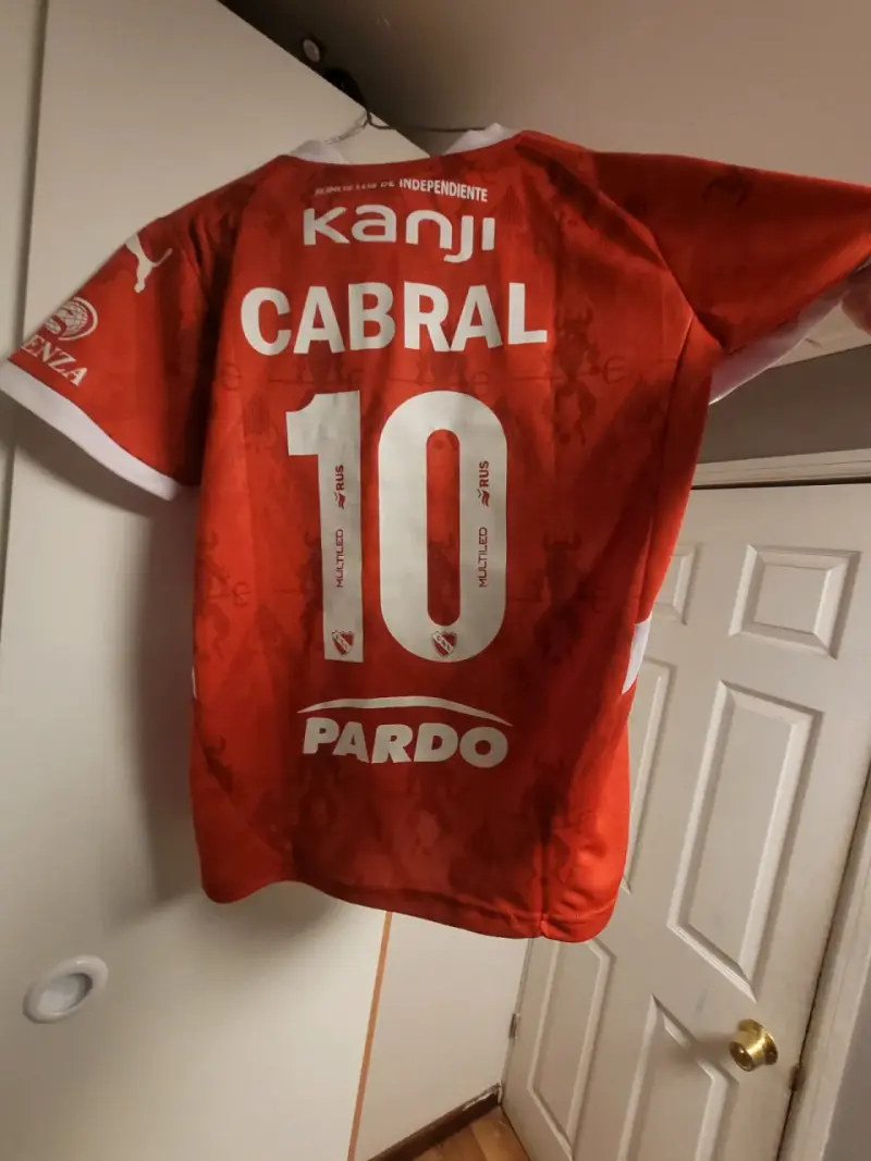 Camiseta de fútbol Puma Independiente, Cabral - 1
