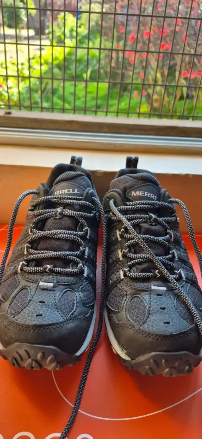 Zapatillas deportivas negras Merrell para mujer - miniatura 3