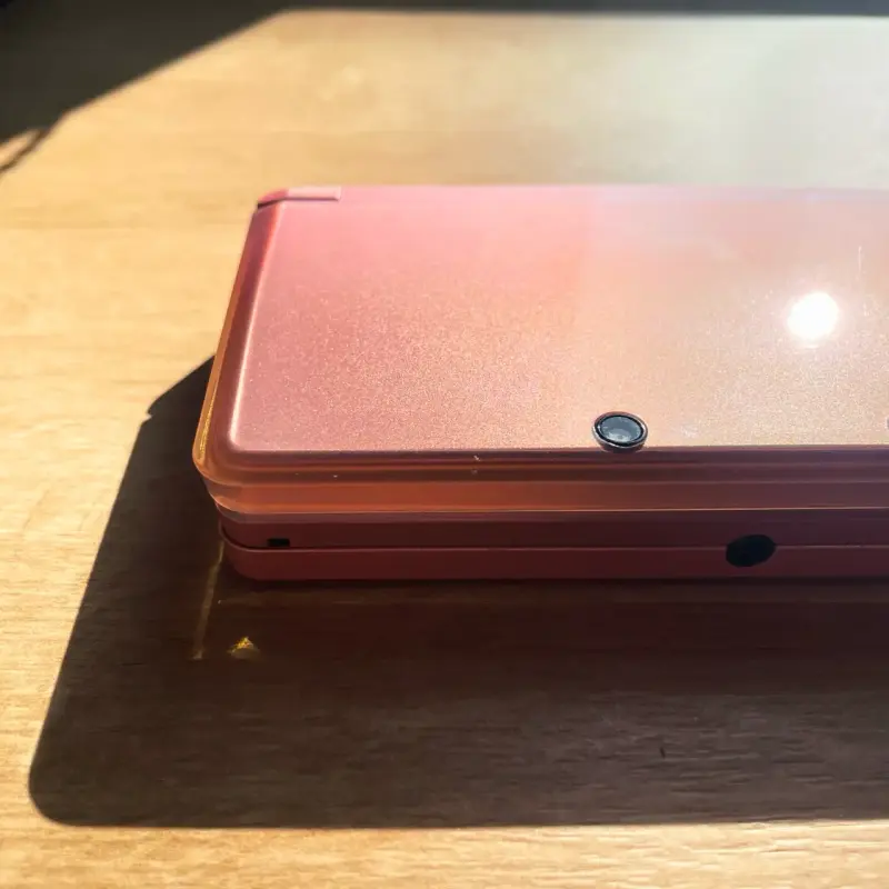 Consola Nintendo 3DS Rosa con Cargador - 4