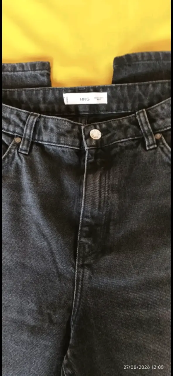 Jeans negros de mezclilla MNG para mujer - 2