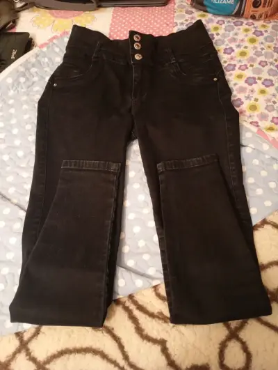 Jeans negros de mujer Mossimo - miniatura 1