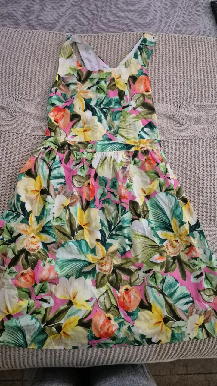 Vestido floral colorido Zara talla 13-14 años - 1