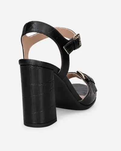 Sandalias Taco Alto Negras con Hebilla marca Mingo - miniatura 3