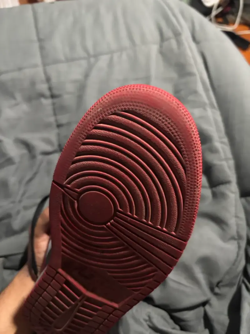 Zapatillas deportivas Air Jordan rojas y negras - 4