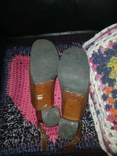 Botines de cuero marrón con tacón alto - miniatura 1