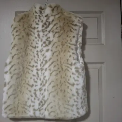 Chaqueta de piel sintética con estampado animal - miniatura 2