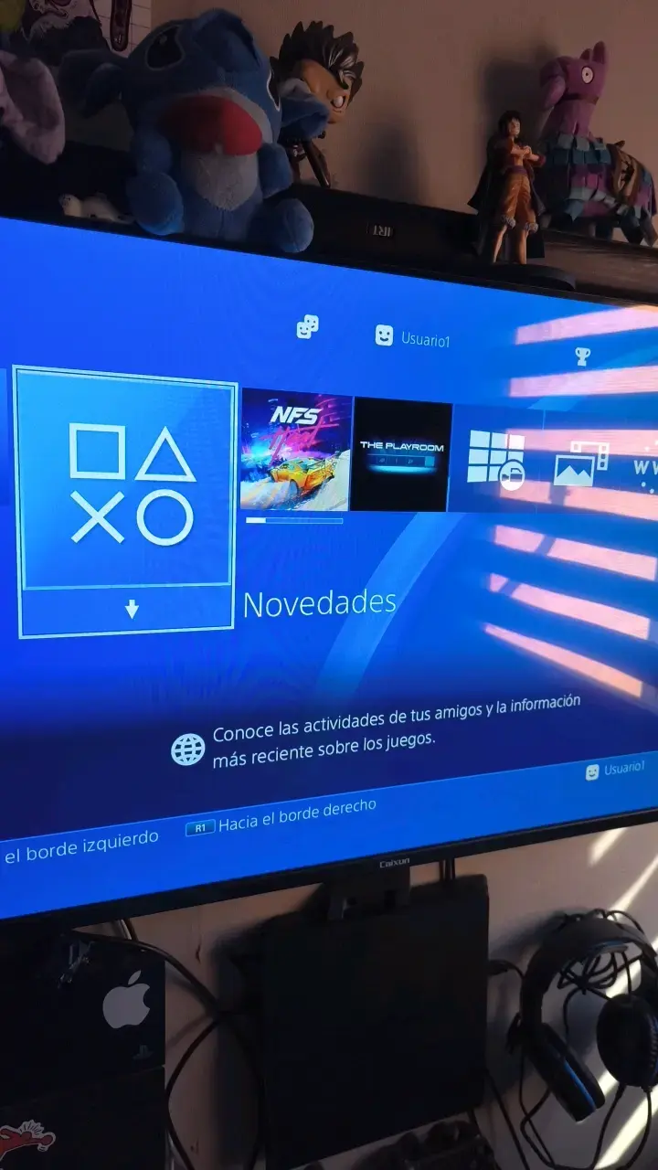 Consola PS4 con dos controles y juegos incluidos - 2