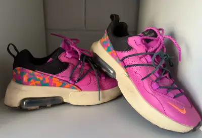 Zapatillas Nike air Max hyper magenta US8.5 - miniatura 2