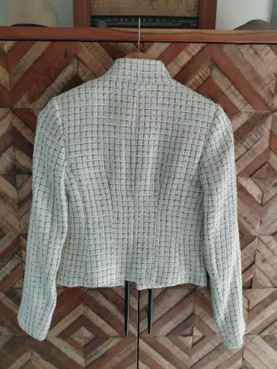 Chaqueta de tweed blanca Zara elegante - miniatura 2