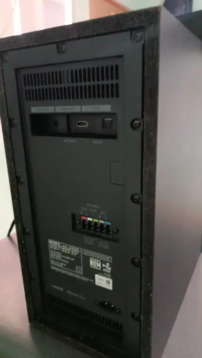 Barra de sonido 5.1 con subwoofer potente - miniatura 4
