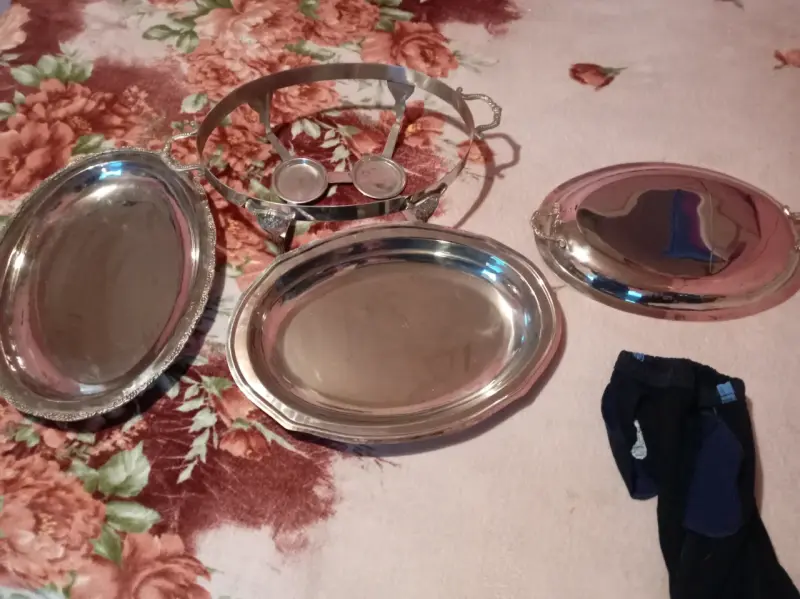 Bandeja de plaque con tapa y soporte decorativo - 2