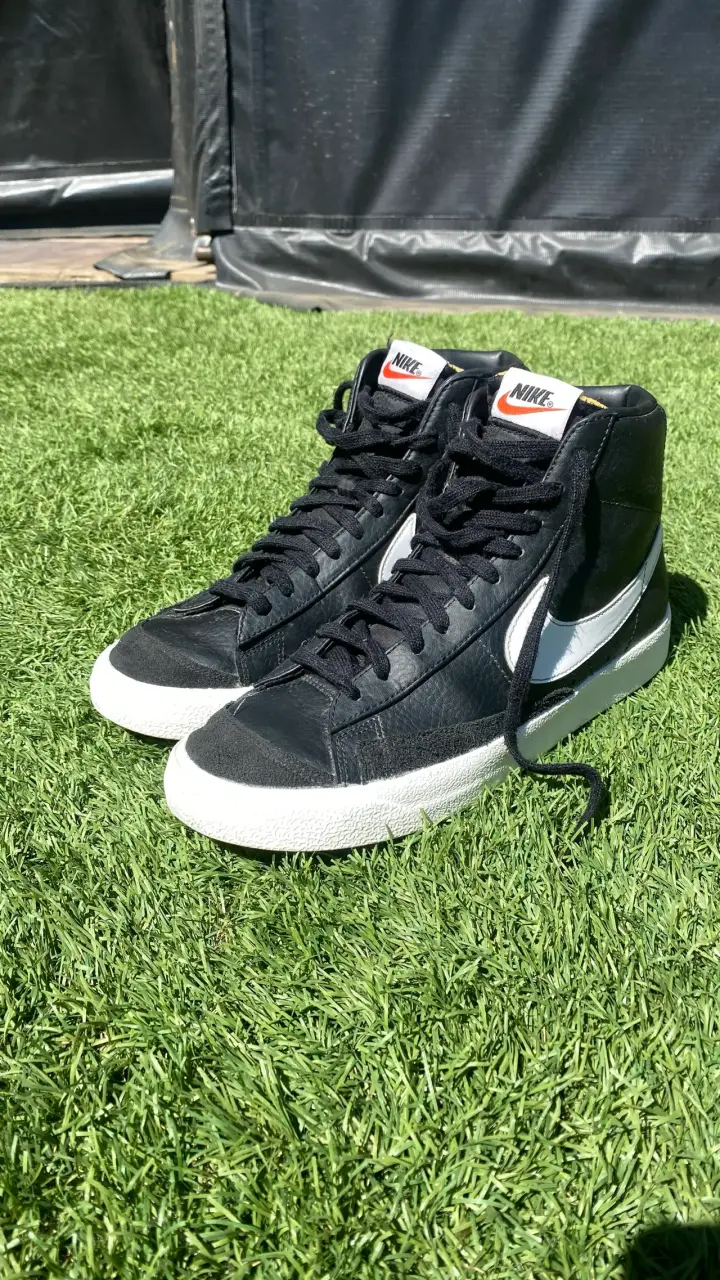 Zapatillas Nike negras de caña alta - 2