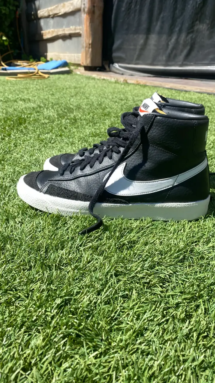 Zapatillas Nike negras de caña alta - 3