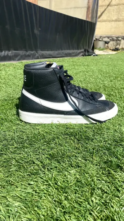 Zapatillas Nike negras de caña alta - miniatura 5