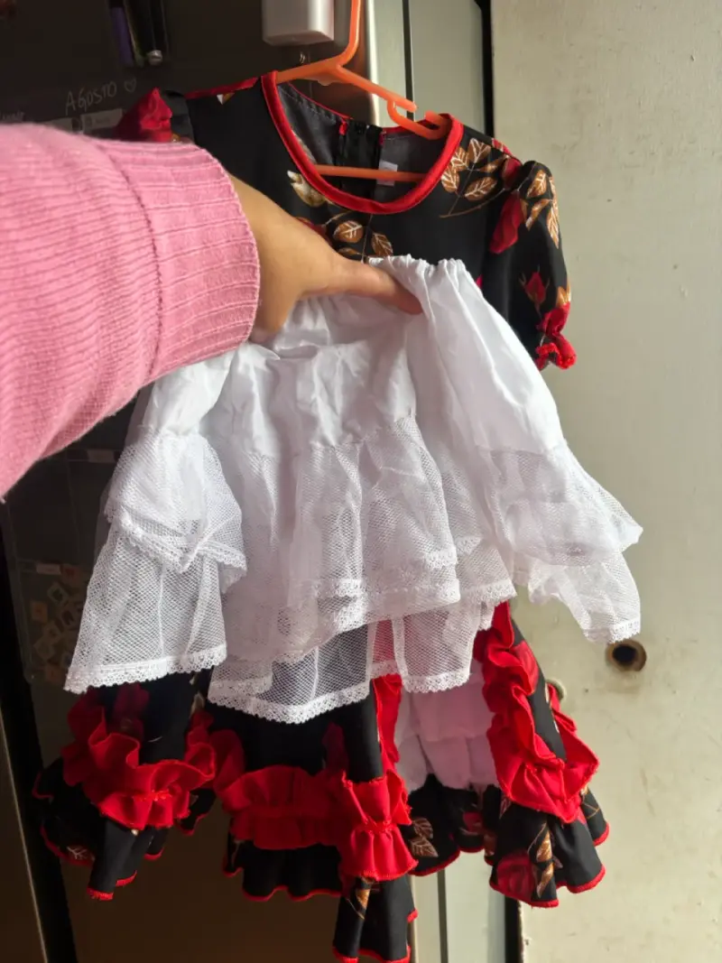 Vestido huasita de niña con capa y zapatos - 6