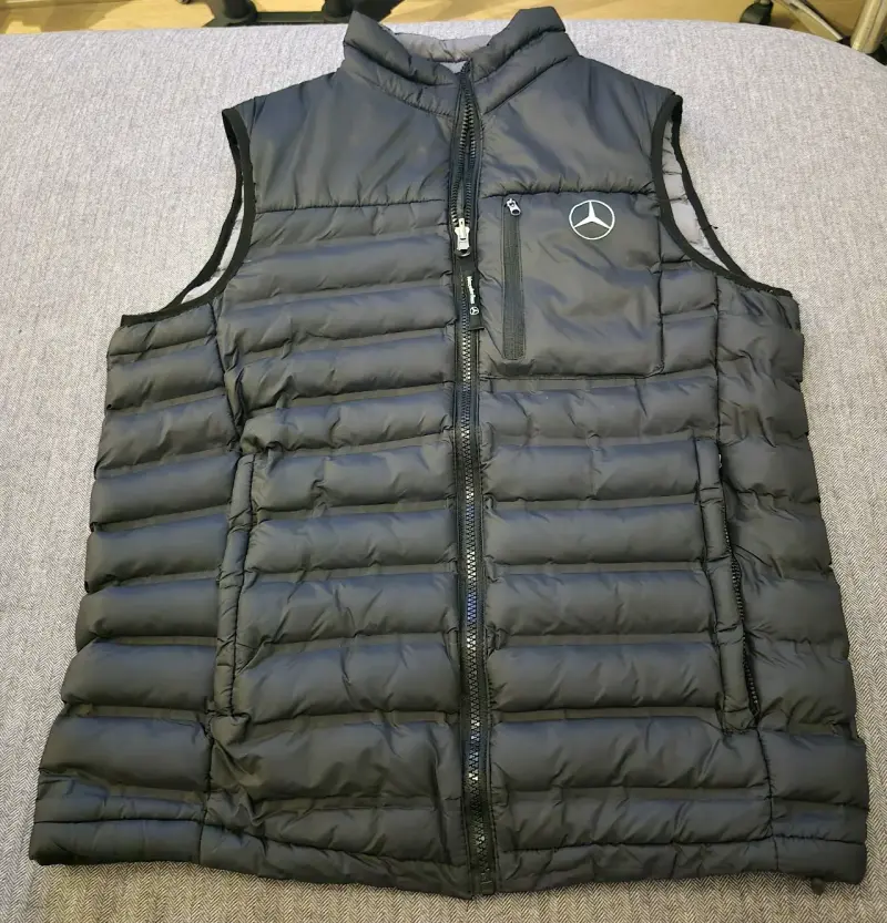 Chaleco acolchado negro Mercedes Benz para hombre - 1