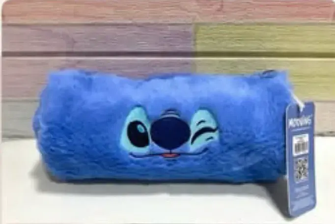 Estuche Peluche Azul con Diseño de Personaje - 2