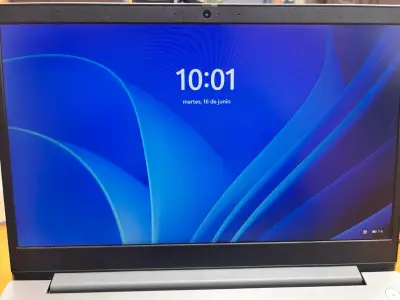 Notebook Lenovo Ideapad 3 con AMD Ryzen 5 - miniatura 3