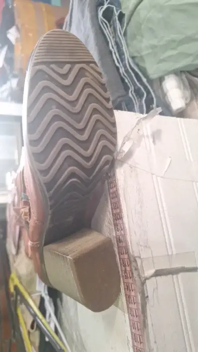 Botines de cuero marrón con tacón alto - miniatura 2