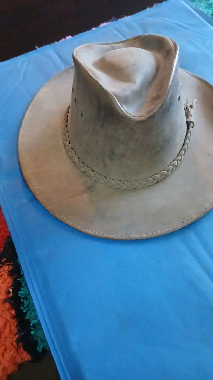 Sombrero de cuero estilo vaquero - 1