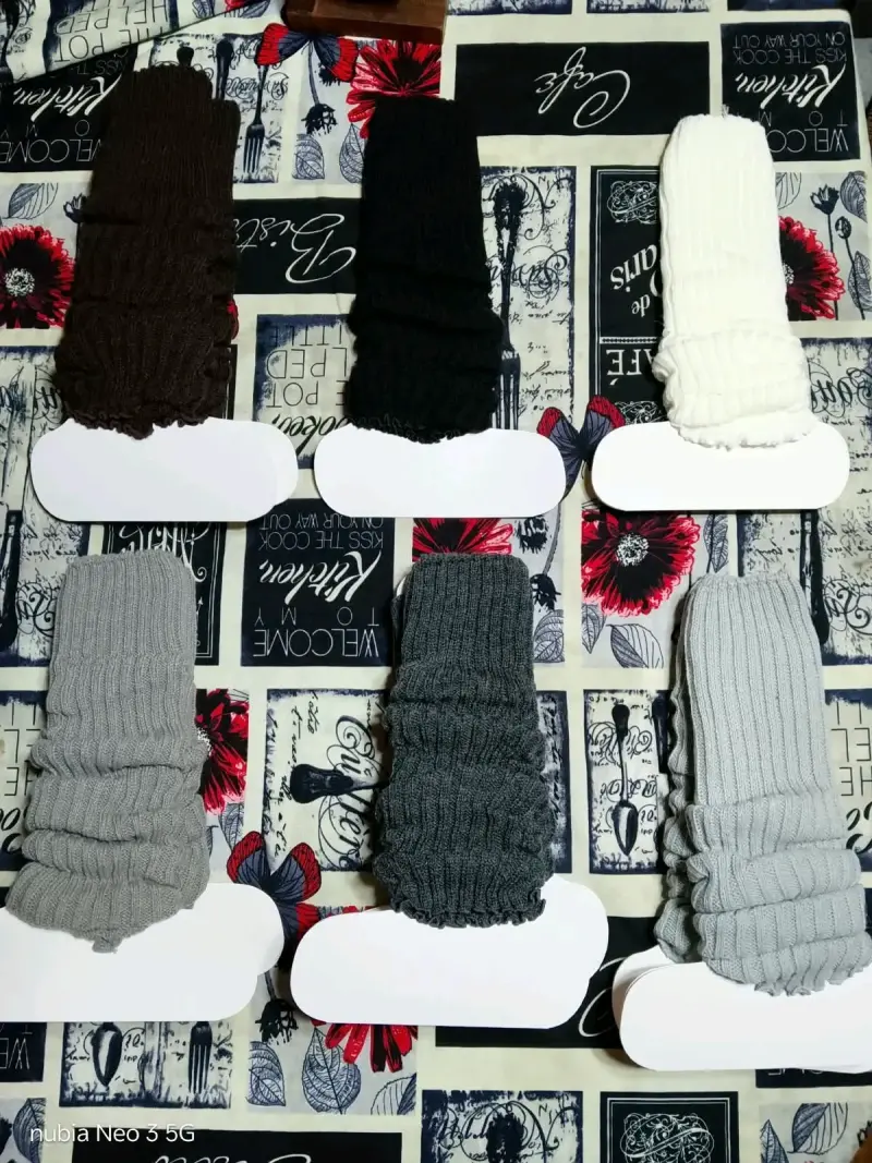 Set de calcetines largos de lana en varios colores - 2