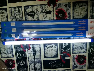 Luz LED USB para escritorio - miniatura 2
