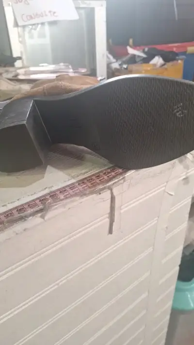 Botines de gamuza marrón con tacón alto - miniatura 2