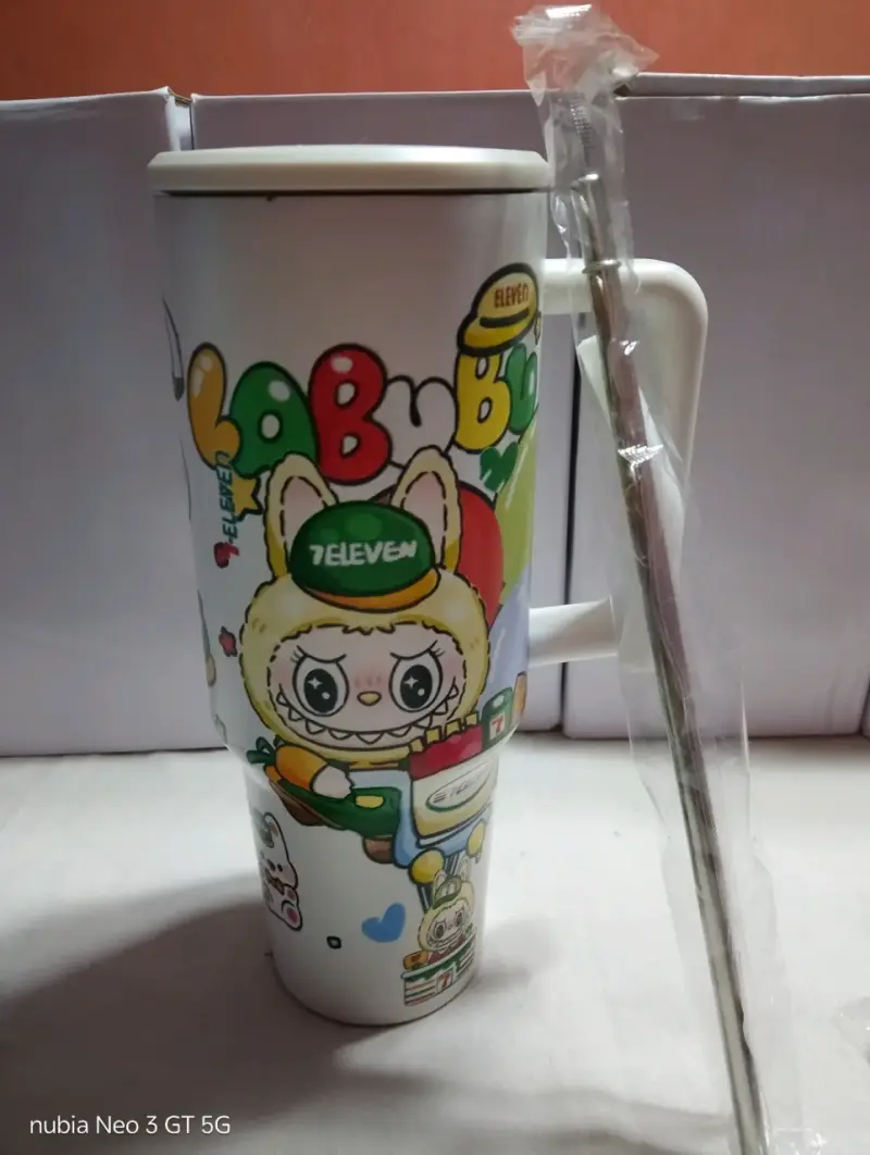 Vasos térmicos con pajilla de colores y diseño animado - 2