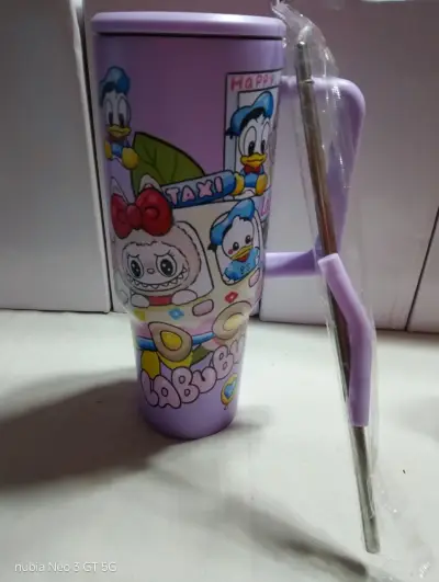 Vasos térmicos con pajilla de colores y diseño animado - miniatura 3