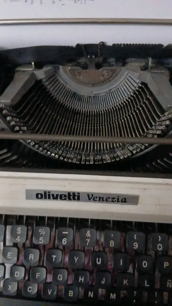 Máquina de Escribir Olivetti Venezia Vintage - 6