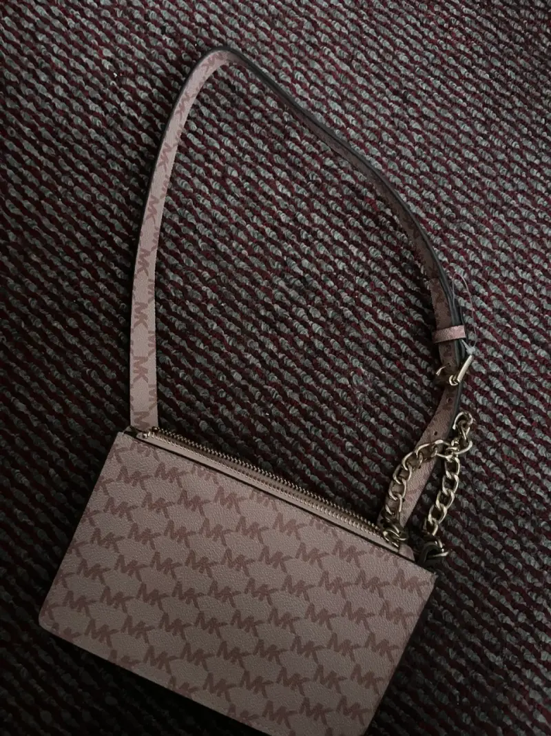 Cartera de mano Michael Kors rosa con logo - 5