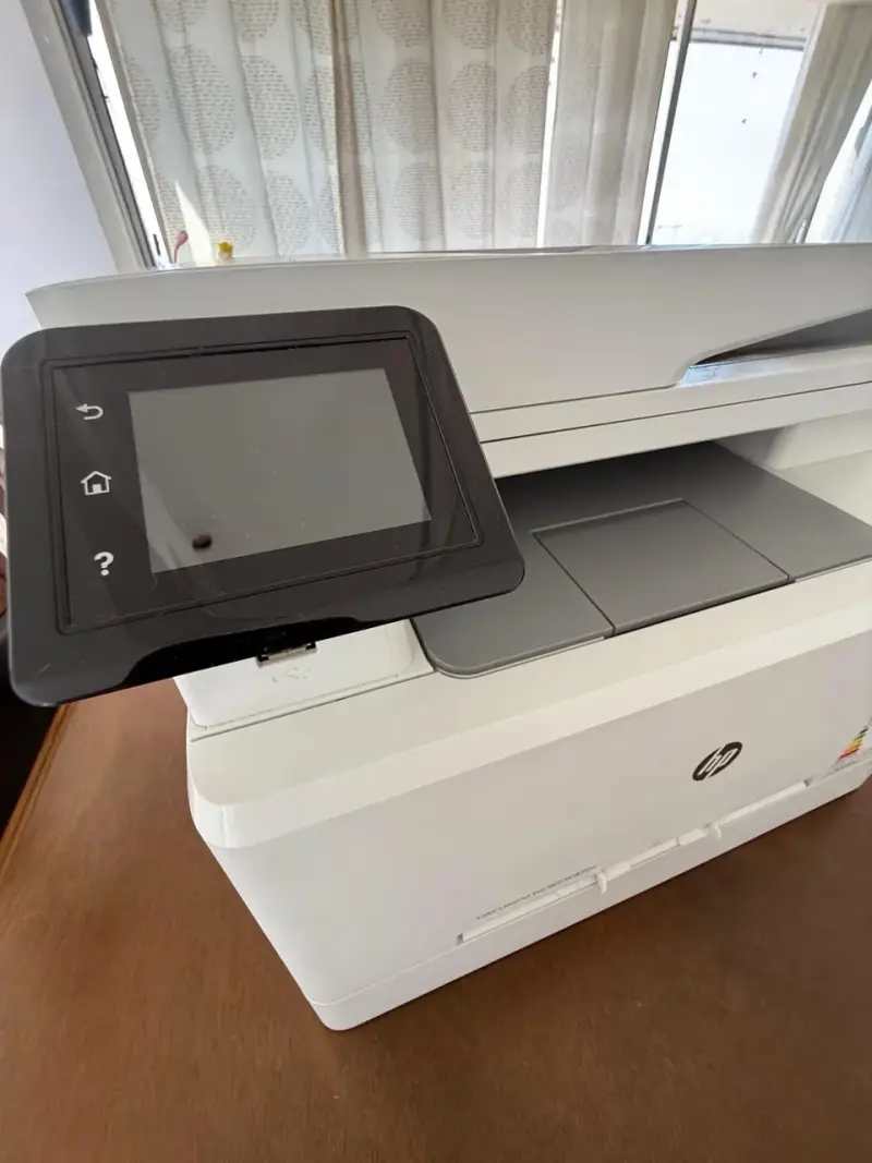 Impresora multifuncional HP LaserJet Pro - 2