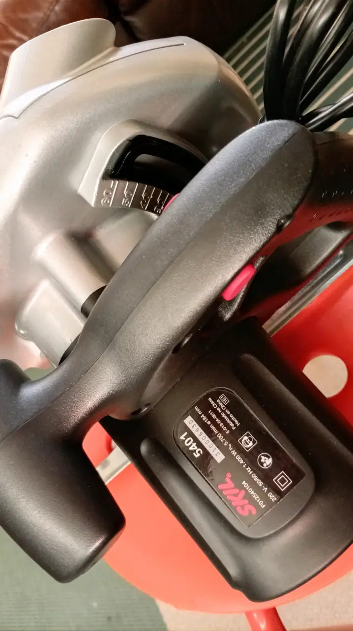 Sierra Circular Skil 1400W 184mm - 2