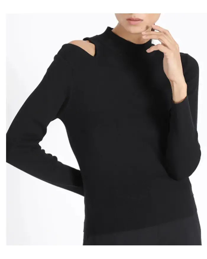 Suéter Negro con Hombro Descubierto Mujer LIOLÁ