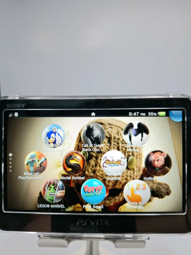 PS Vita PCH-2000 – Slim + Desbloqueada - 6