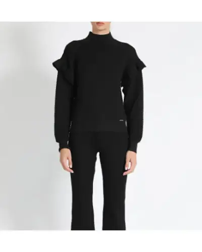 Suéter negro con volantes para mujer - miniatura 3